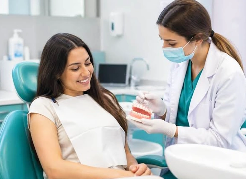 Batıkent Diş Kliniği (Diş Polikliniği) Batıkent Dişçi Tavsiye